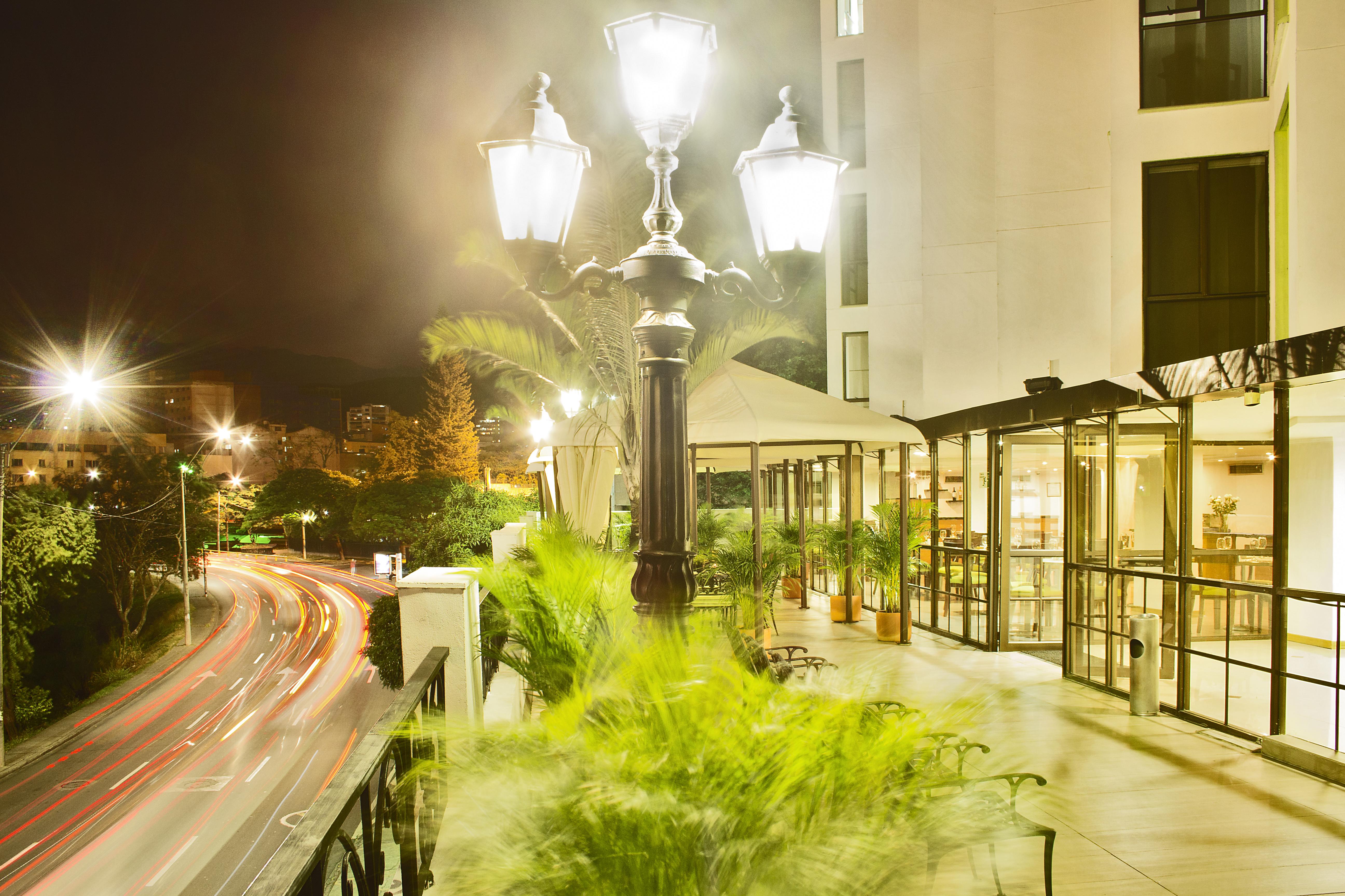 Hotel Cosmos Cali Exterior photo